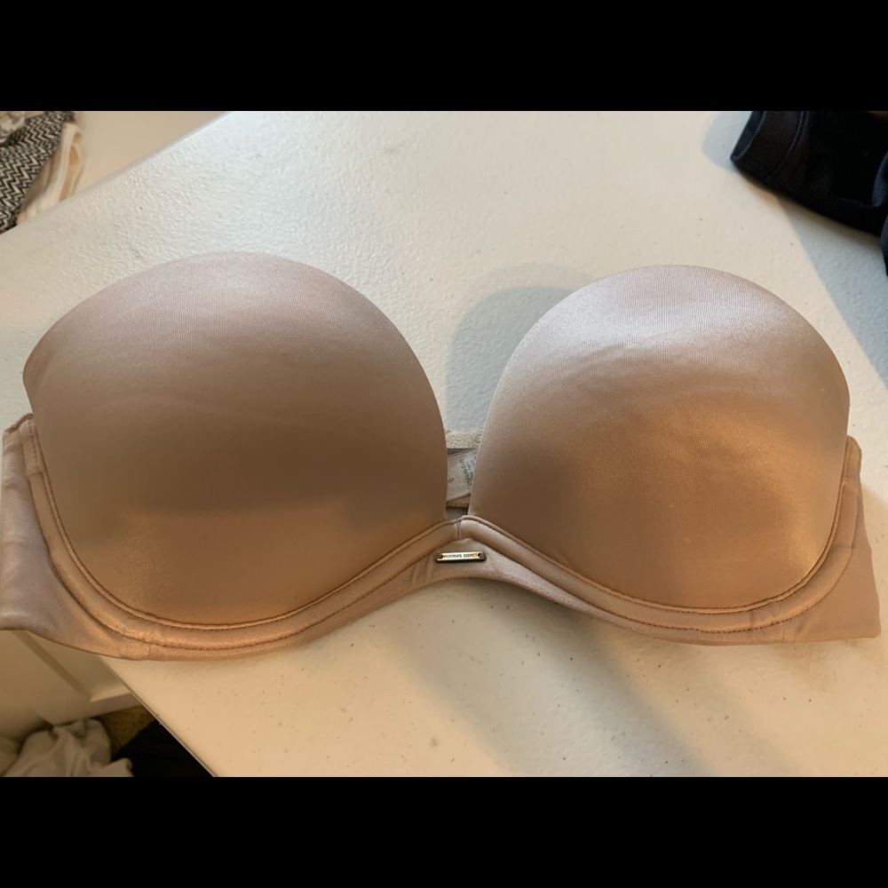 Victoria Secret Nude Strapless Bra